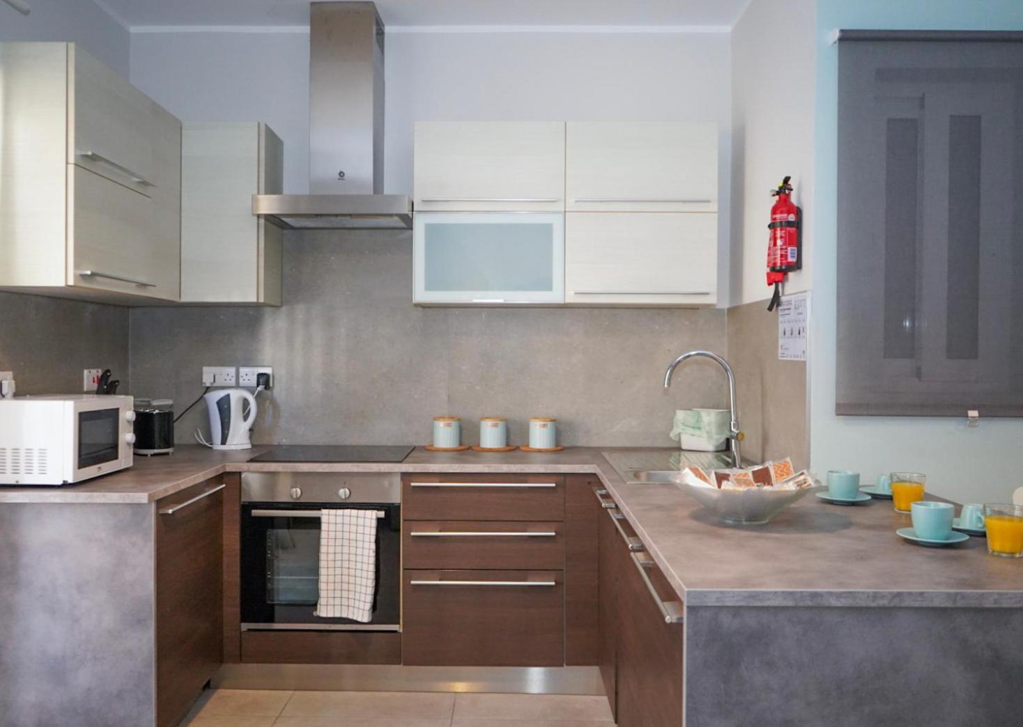 Comfort And Convenience Flat 4 Dad'S Court St. Paul's Bay Luaran gambar